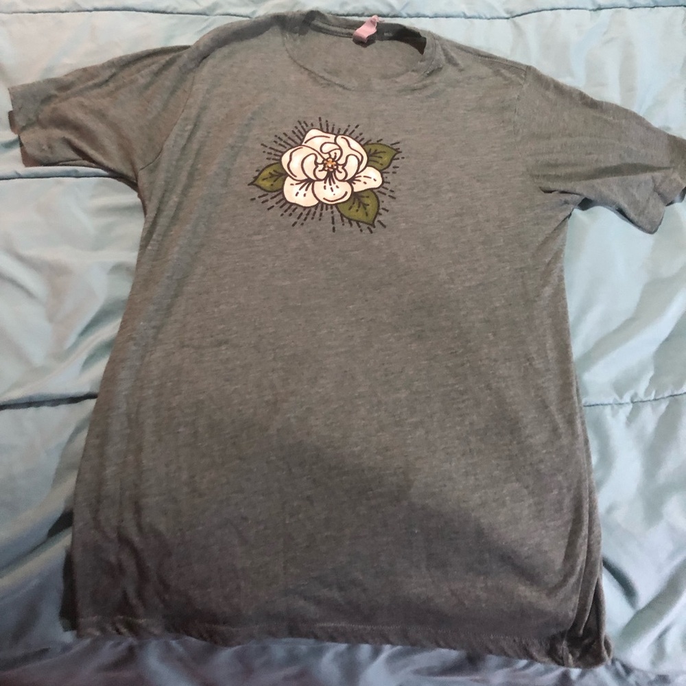 Magnolia T-shirt